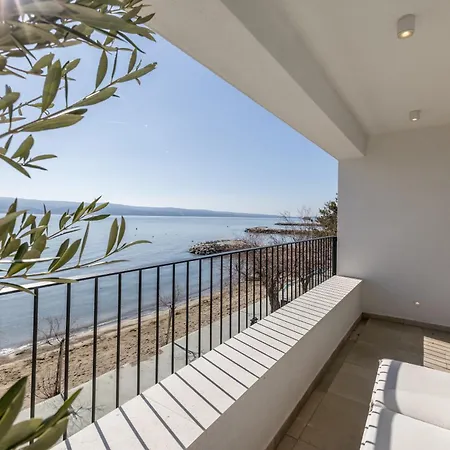 Beachfront Lara With Pool Villa